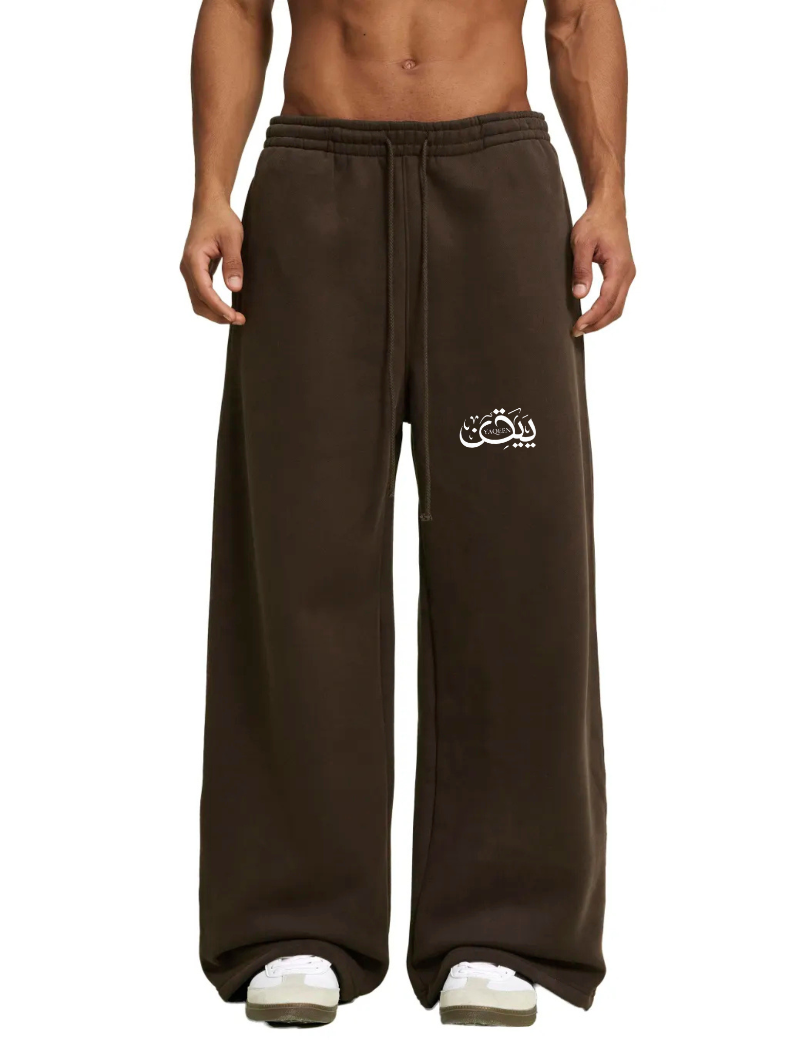 YAQEEN Signature Fleece Drawstring Straight-Leg Sweatpants
